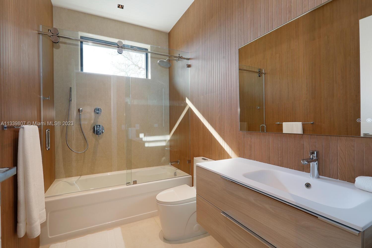 8825 SW 64 Ct