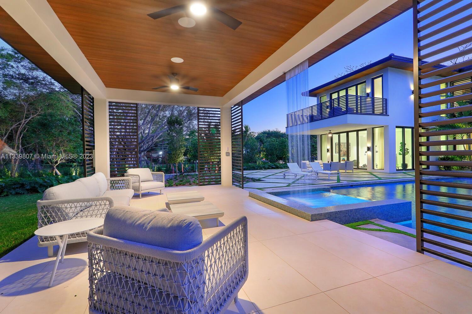 8825 SW 64 Ct