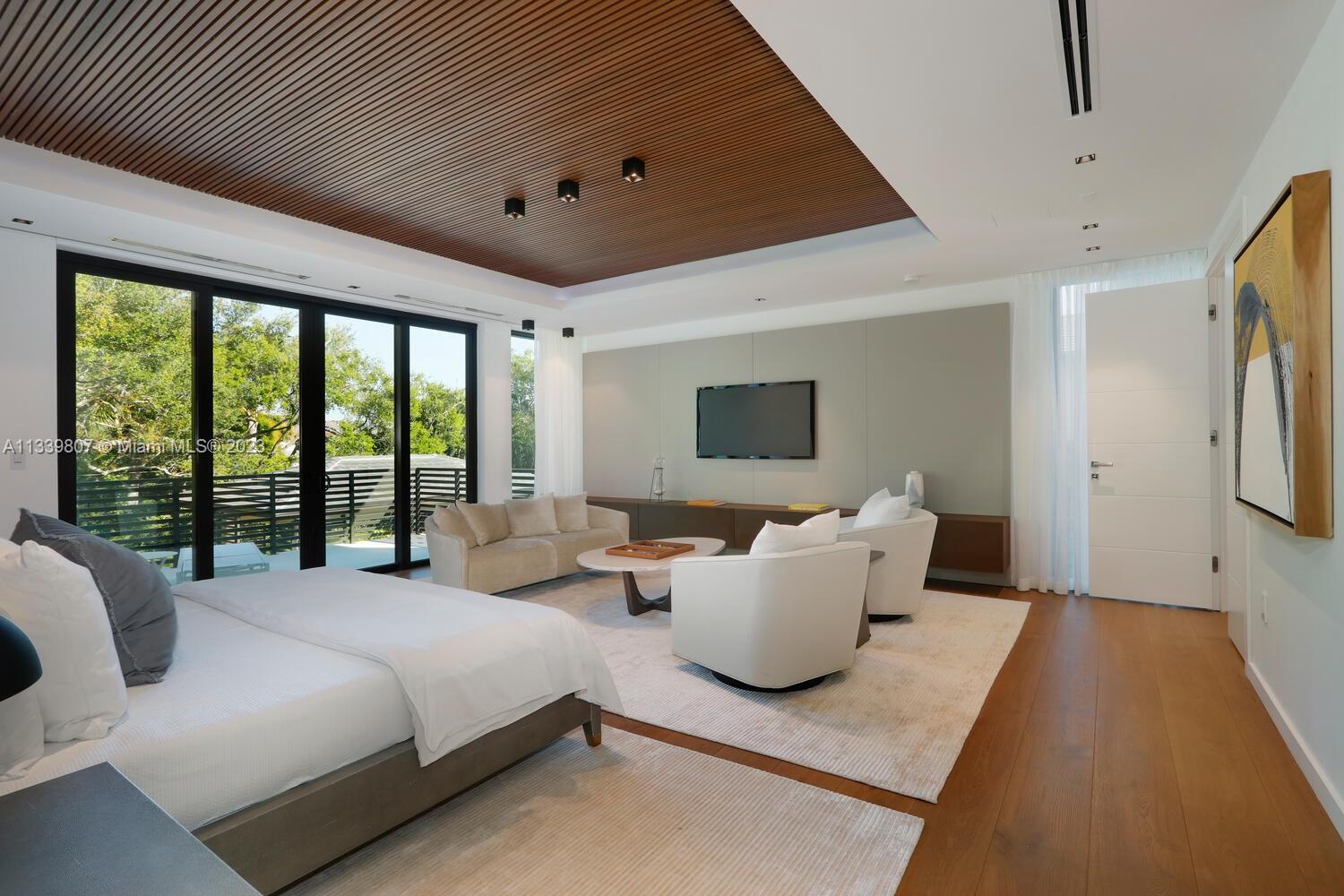 8825 SW 64 Ct