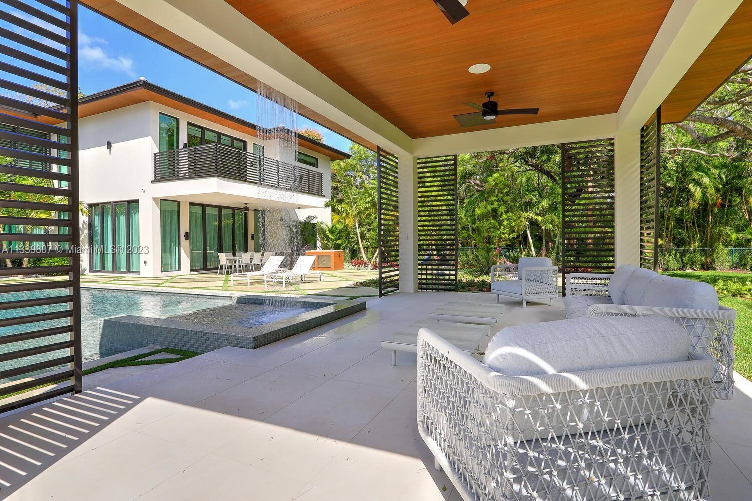 8825 SW 64 Ct