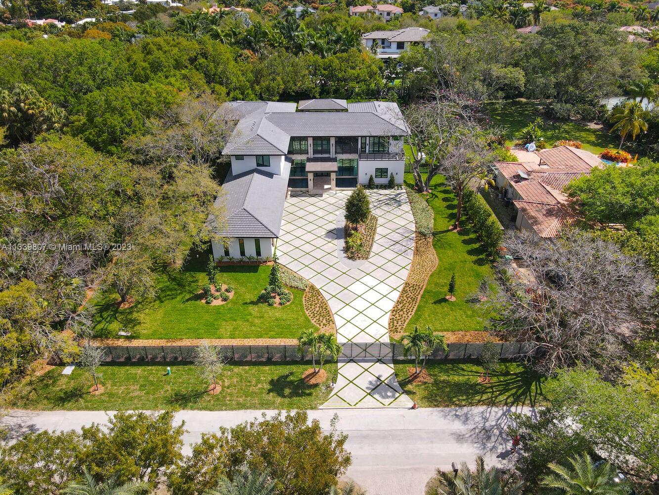8825 SW 64 Ct
