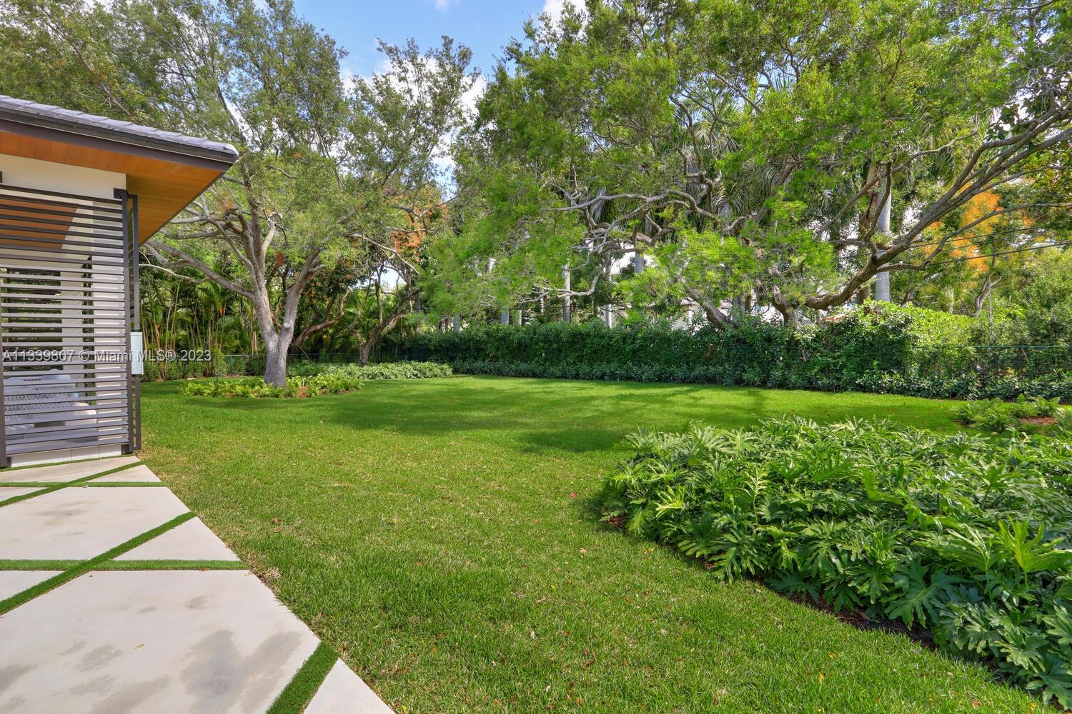 8825 SW 64 Ct