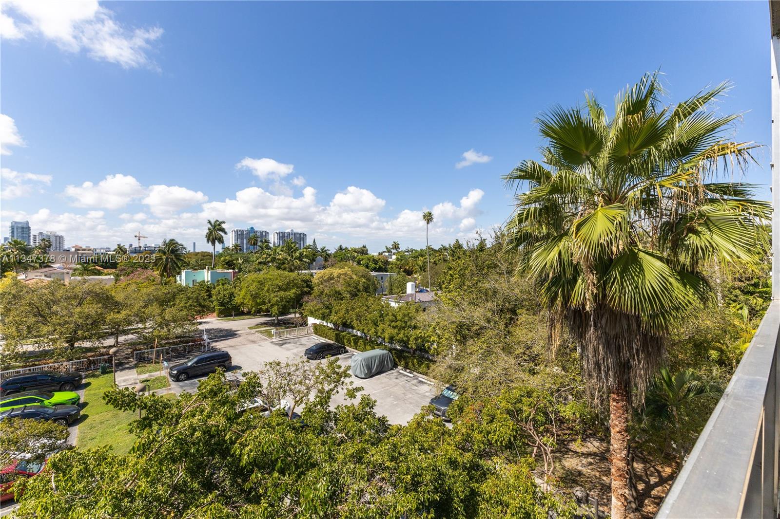 1700 Meridian Ave Unit: 406