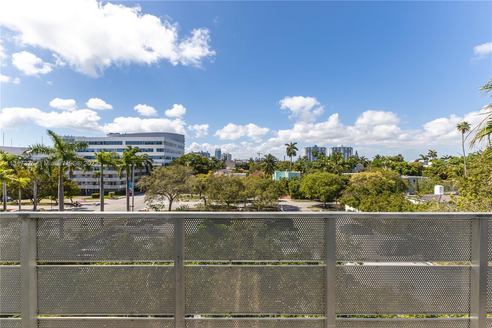 1700 Meridian Ave Unit: 406