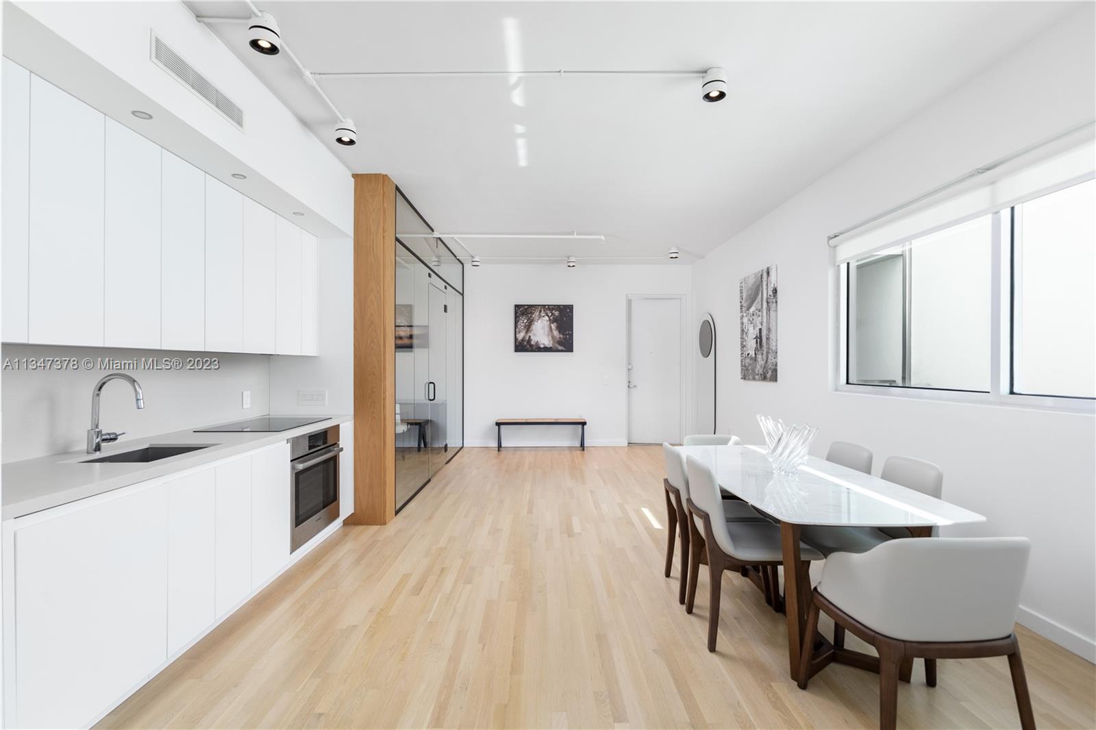 1700 Meridian Ave Unit: 406