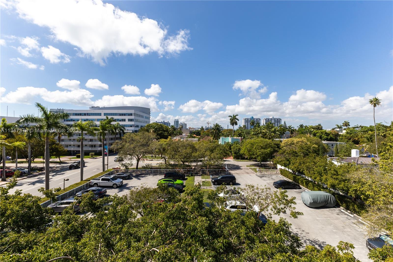 1700 Meridian Ave Unit: 406