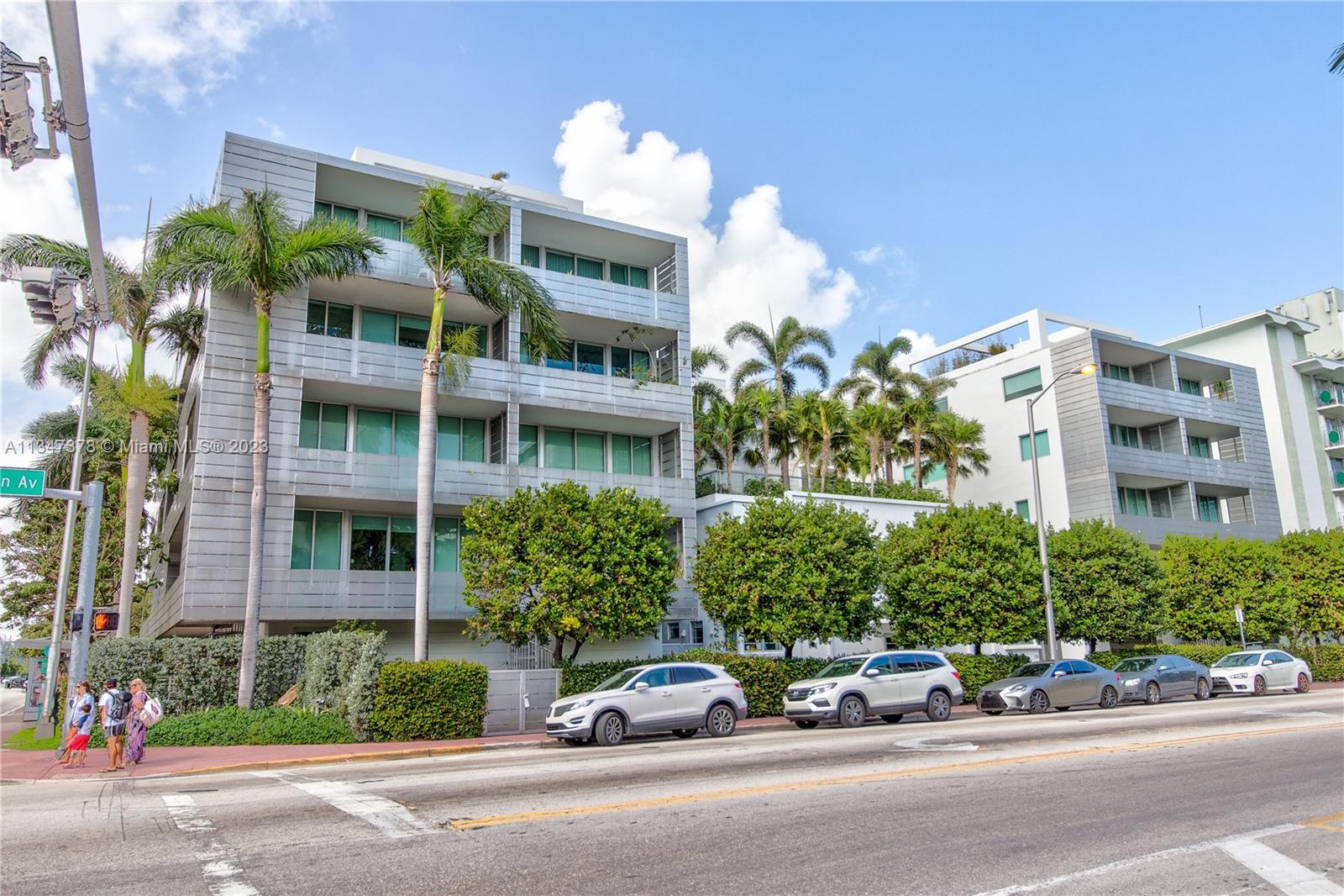 1700 Meridian Ave Unit: 406