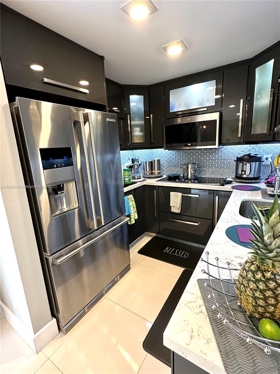 9350 Fontainebleau Blvd Unit: 414