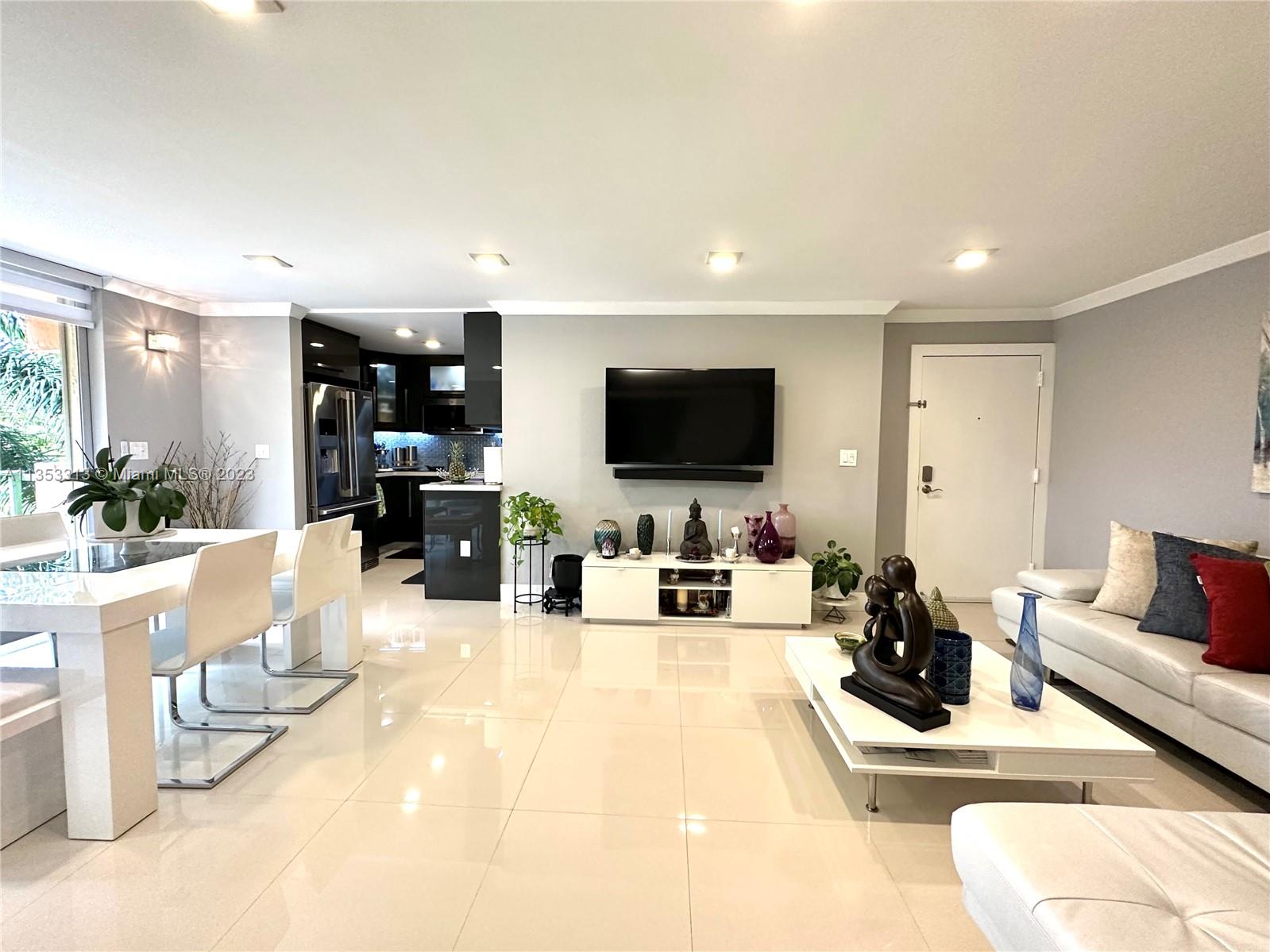 9350 Fontainebleau Blvd Unit: 414