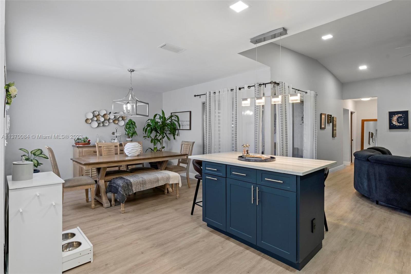 8676 Bridle Path Ct Unit: 108B