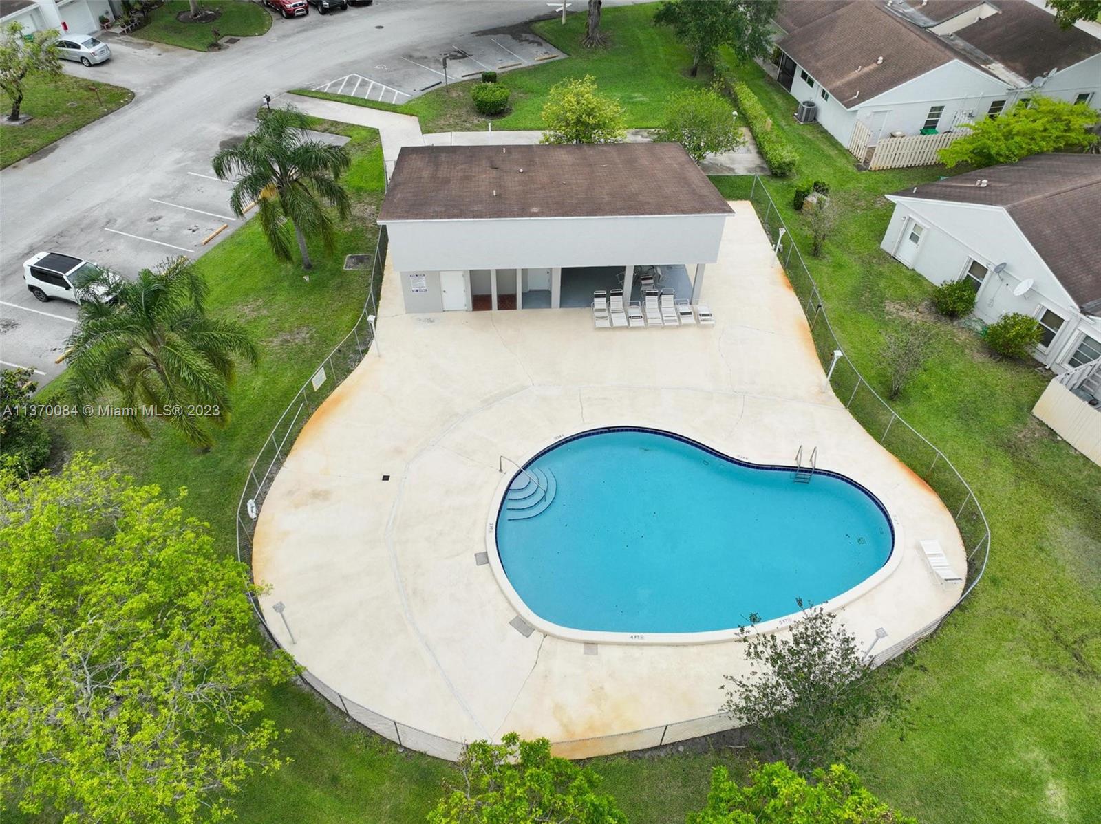 8676 Bridle Path Ct Unit: 108B