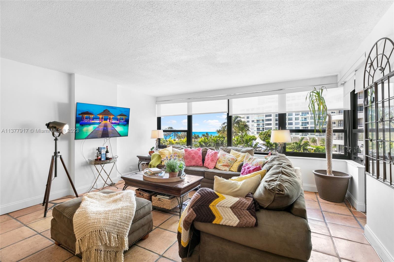 5225 Collins Ave # 503