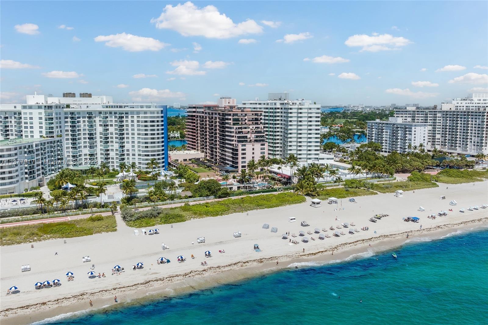 5225 Collins Ave # 503