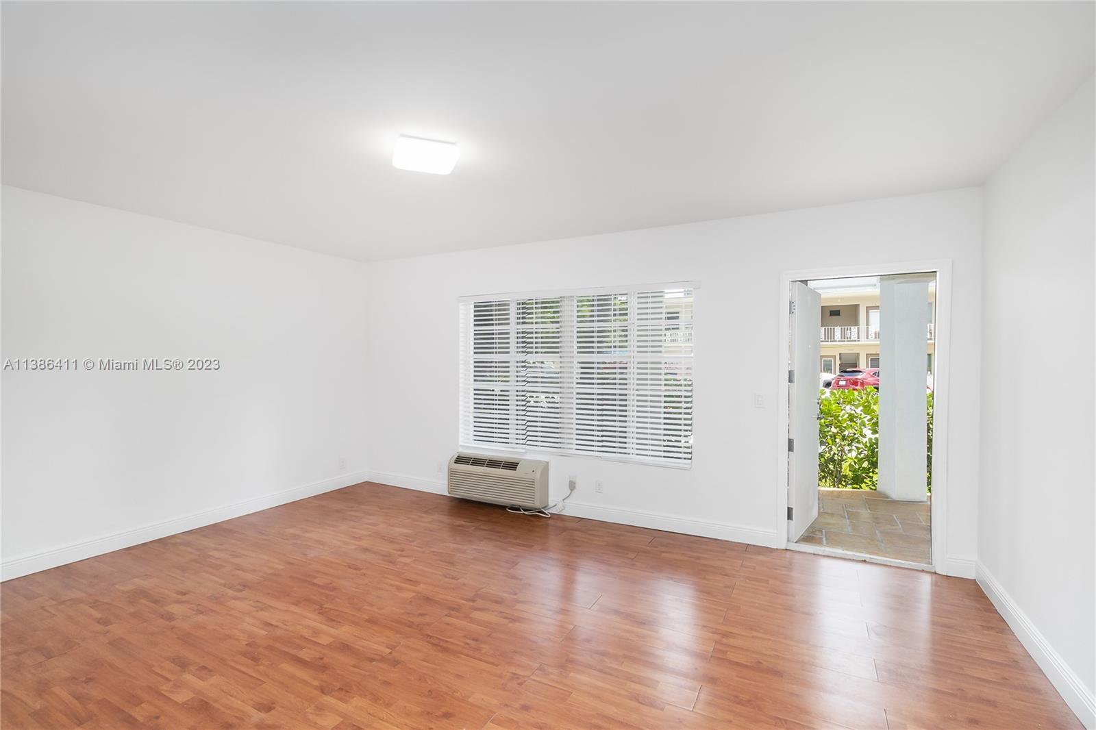 1241 14th St Unit: 5