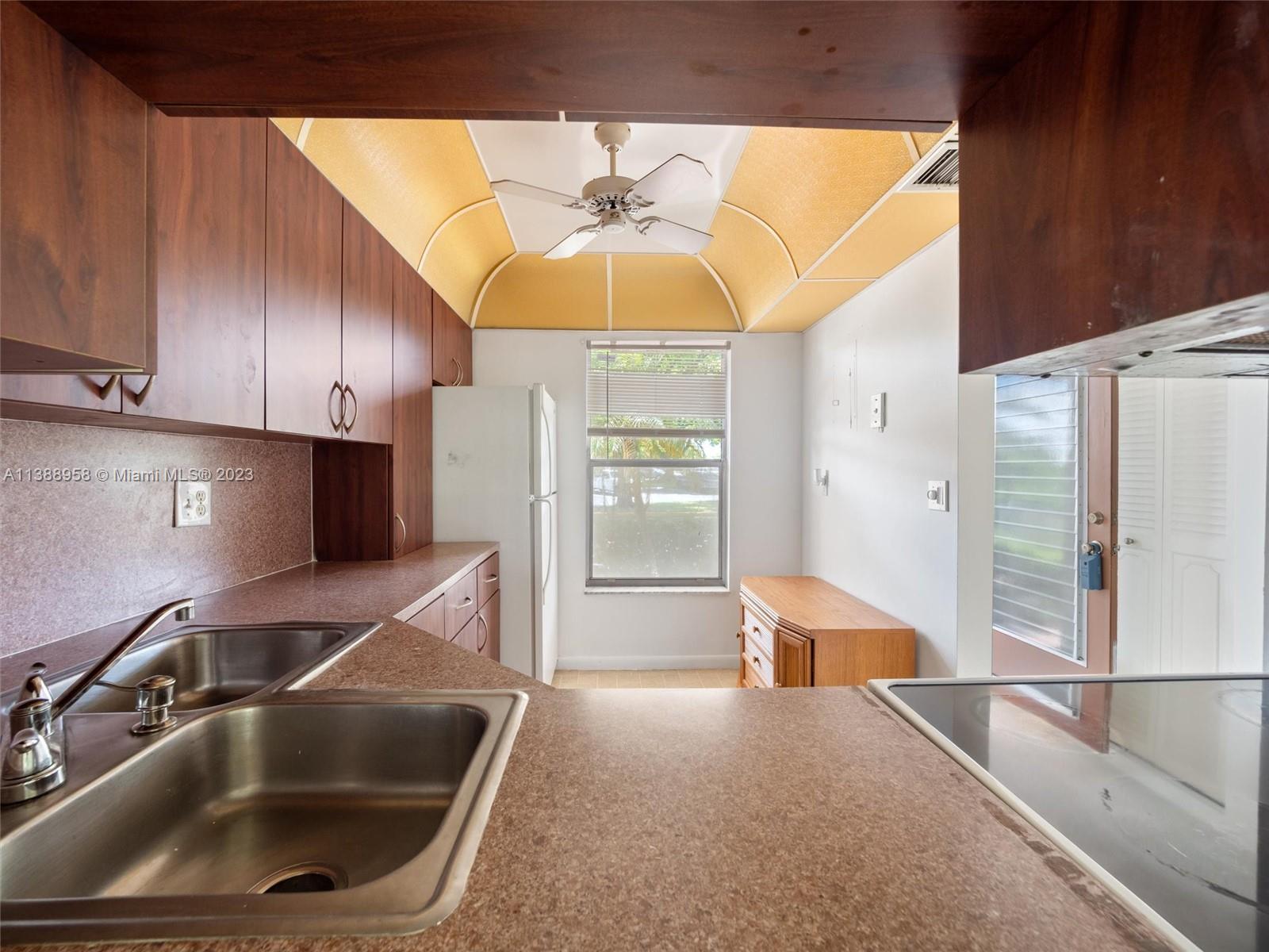 5980 NW 64th Ave Unit: 104