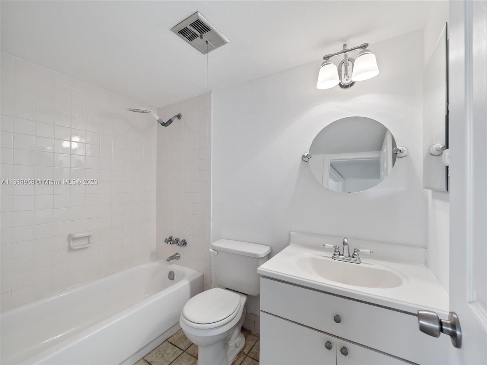 5980 NW 64th Ave Unit: 104