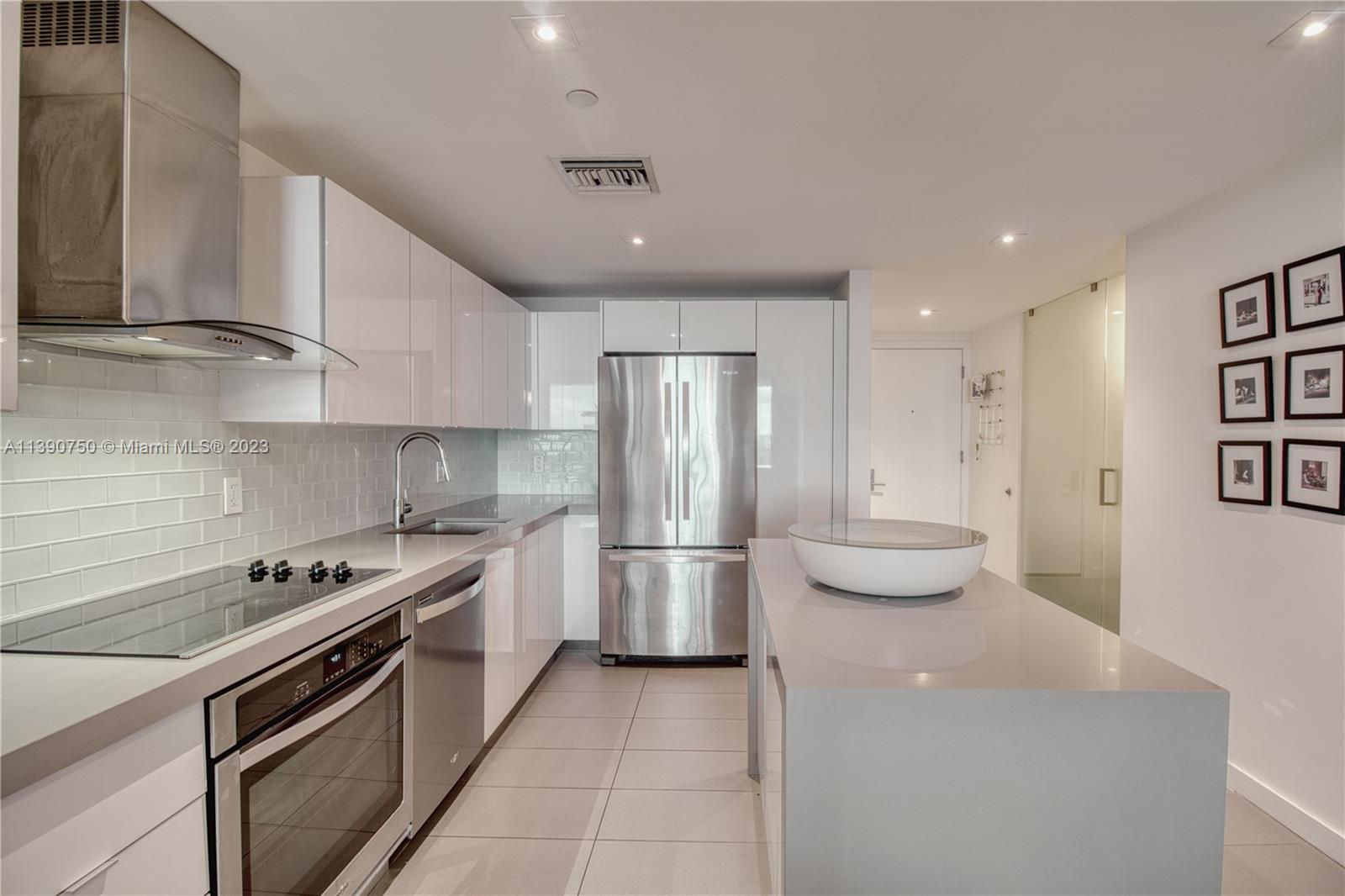 1600 NE 1st Ave Unit: 1111