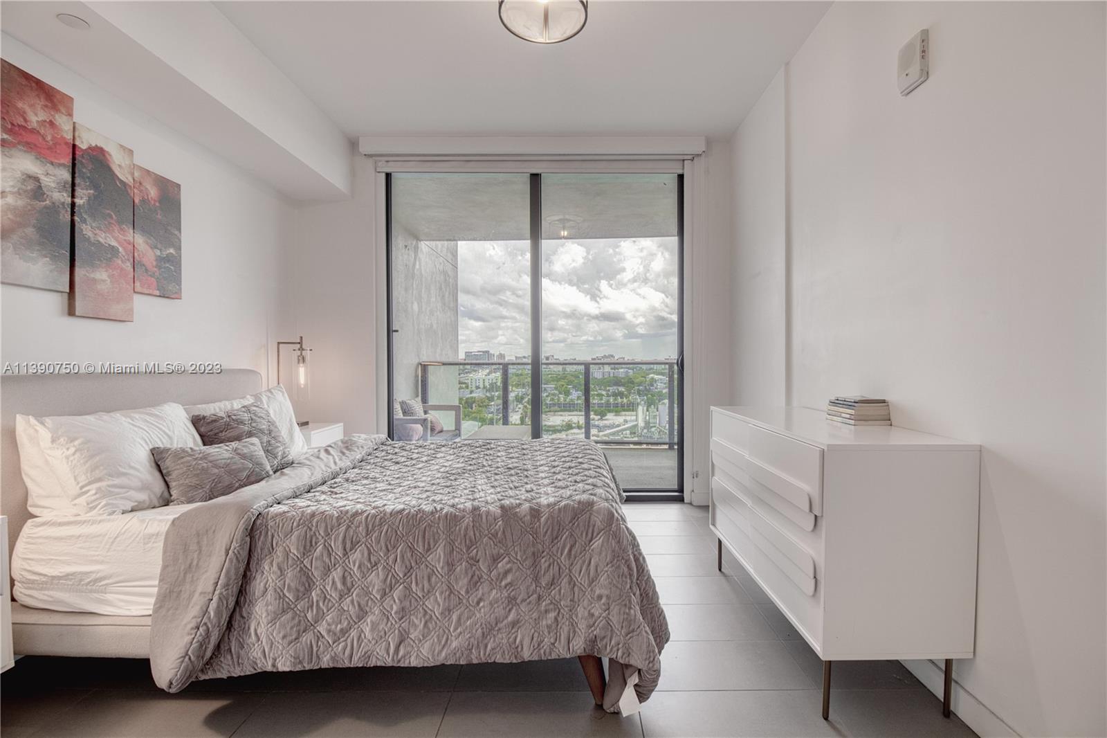 1600 NE 1st Ave Unit: 1111