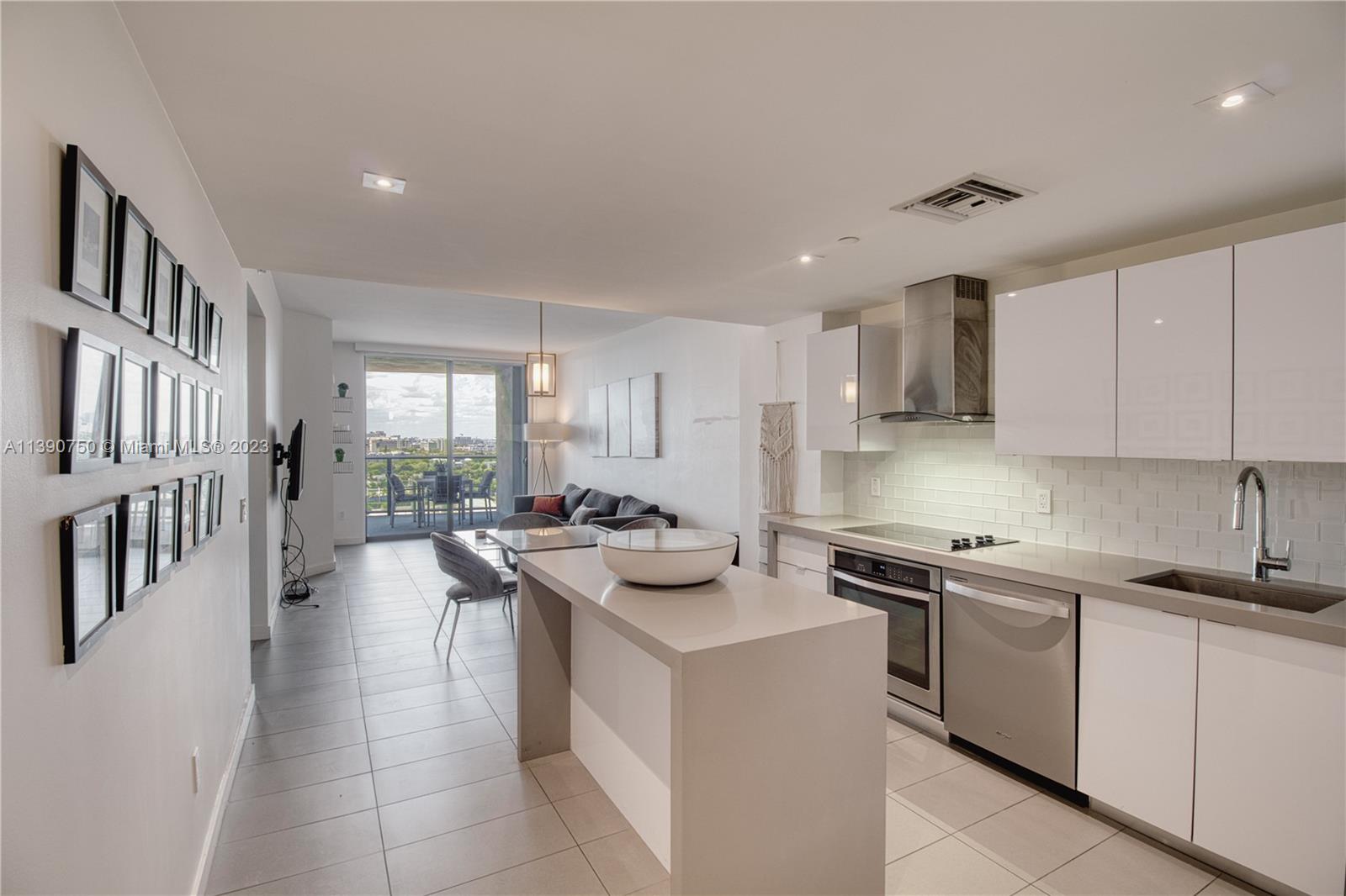 1600 NE 1st Ave Unit: 1111
