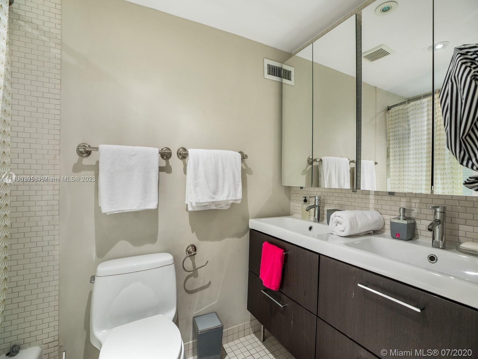 145 SE 25th Rd Unit: 501