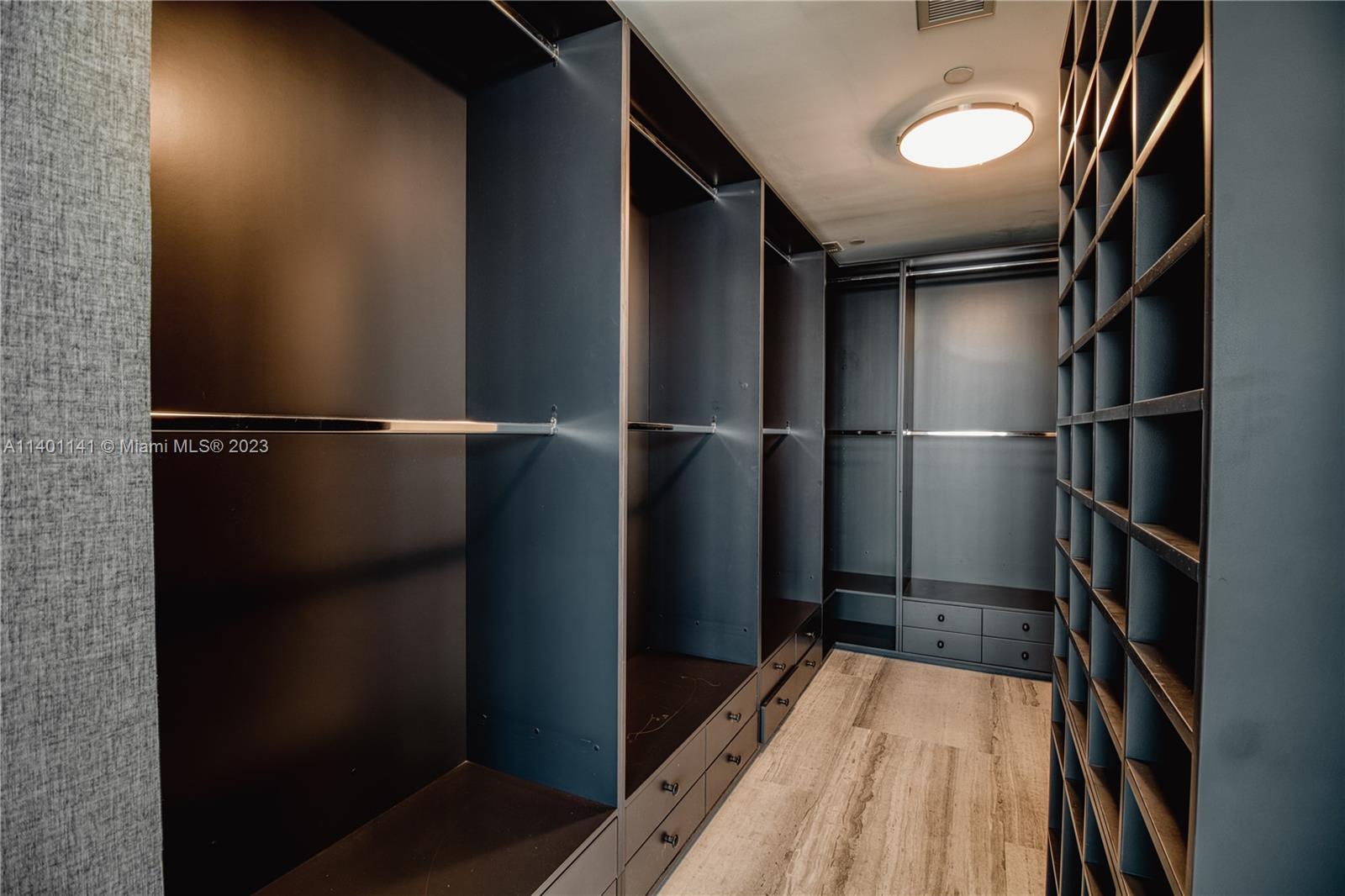 900 Biscayne Blvd Unit: 5605