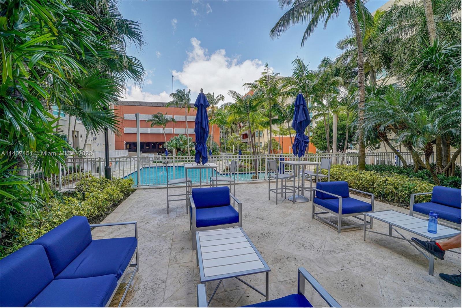 2000 N Bayshore Dr Unit: 312