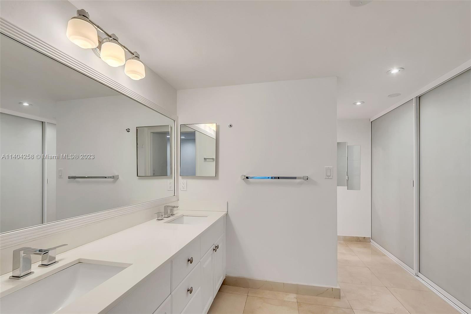 151 Crandon Blvd Unit: 237