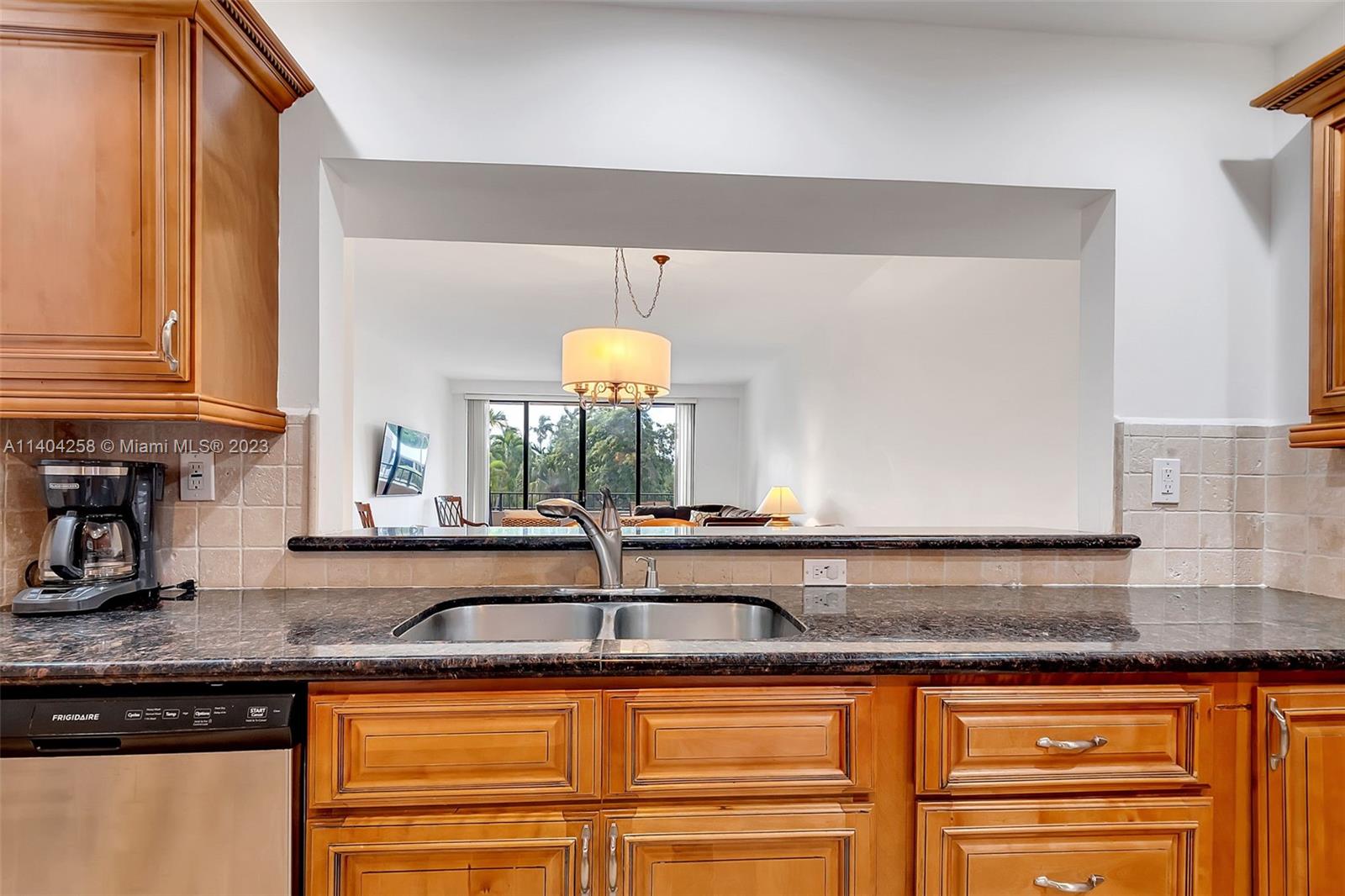 151 Crandon Blvd Unit: 237