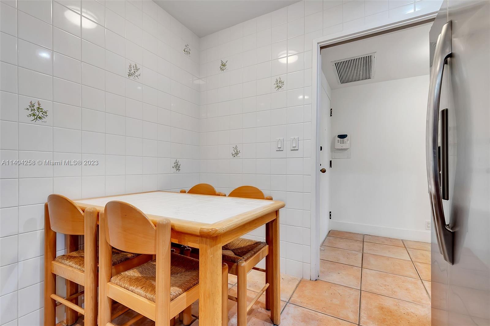 151 Crandon Blvd Unit: 237