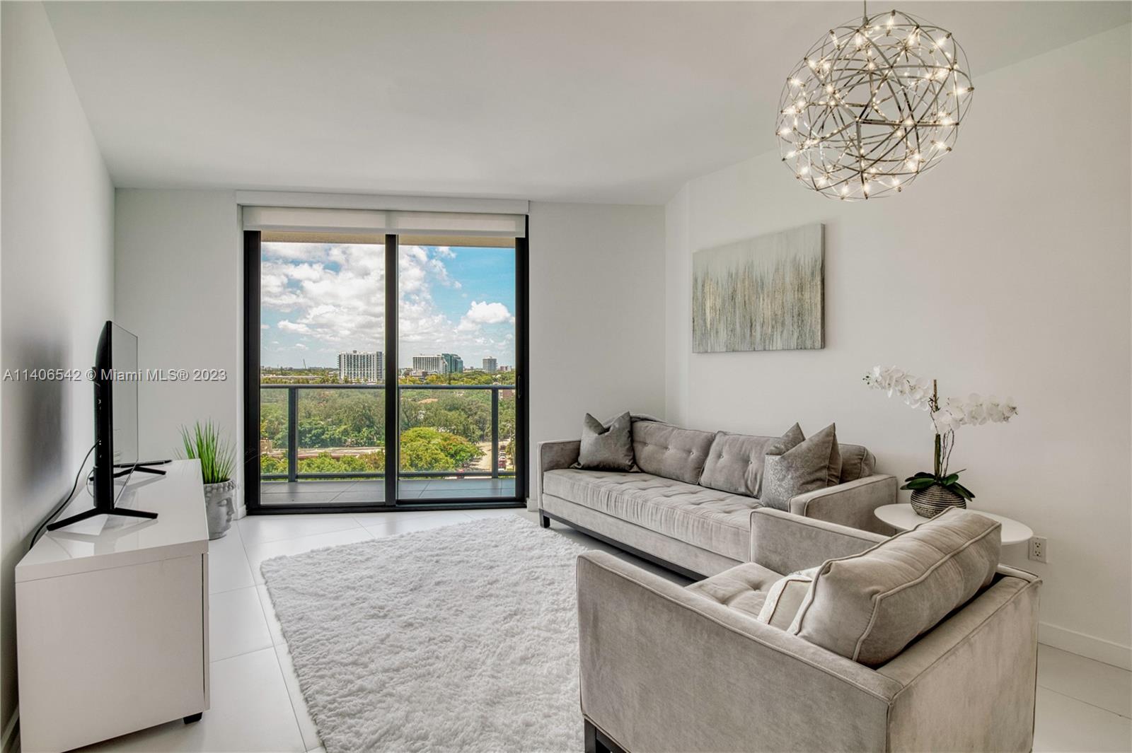 501 NE 31st St Unit: 610