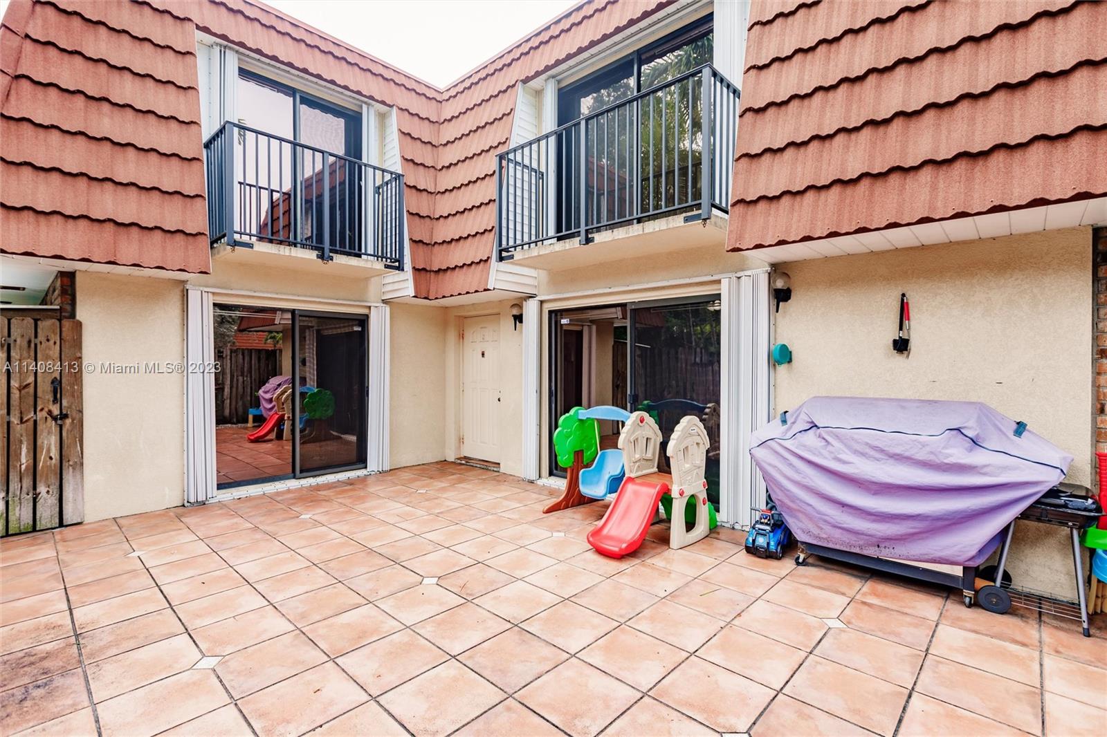 9850 NW 6th Pl # 9850