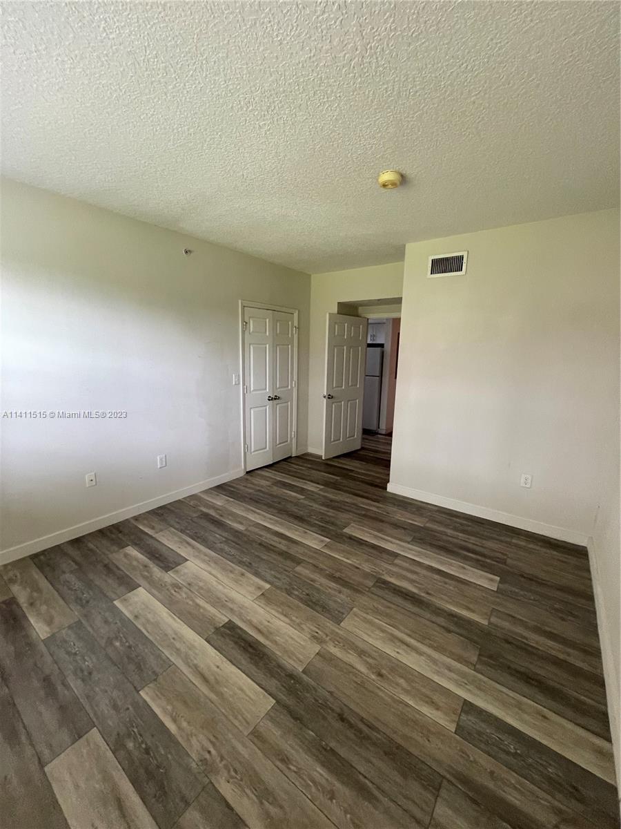 160 SW 117th Ter Unit: 6107