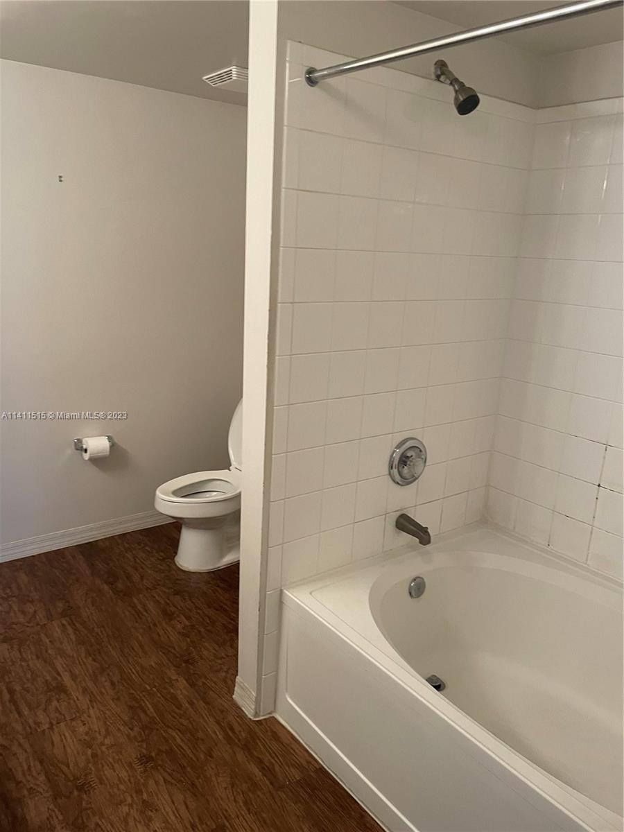 160 SW 117th Ter Unit: 6107