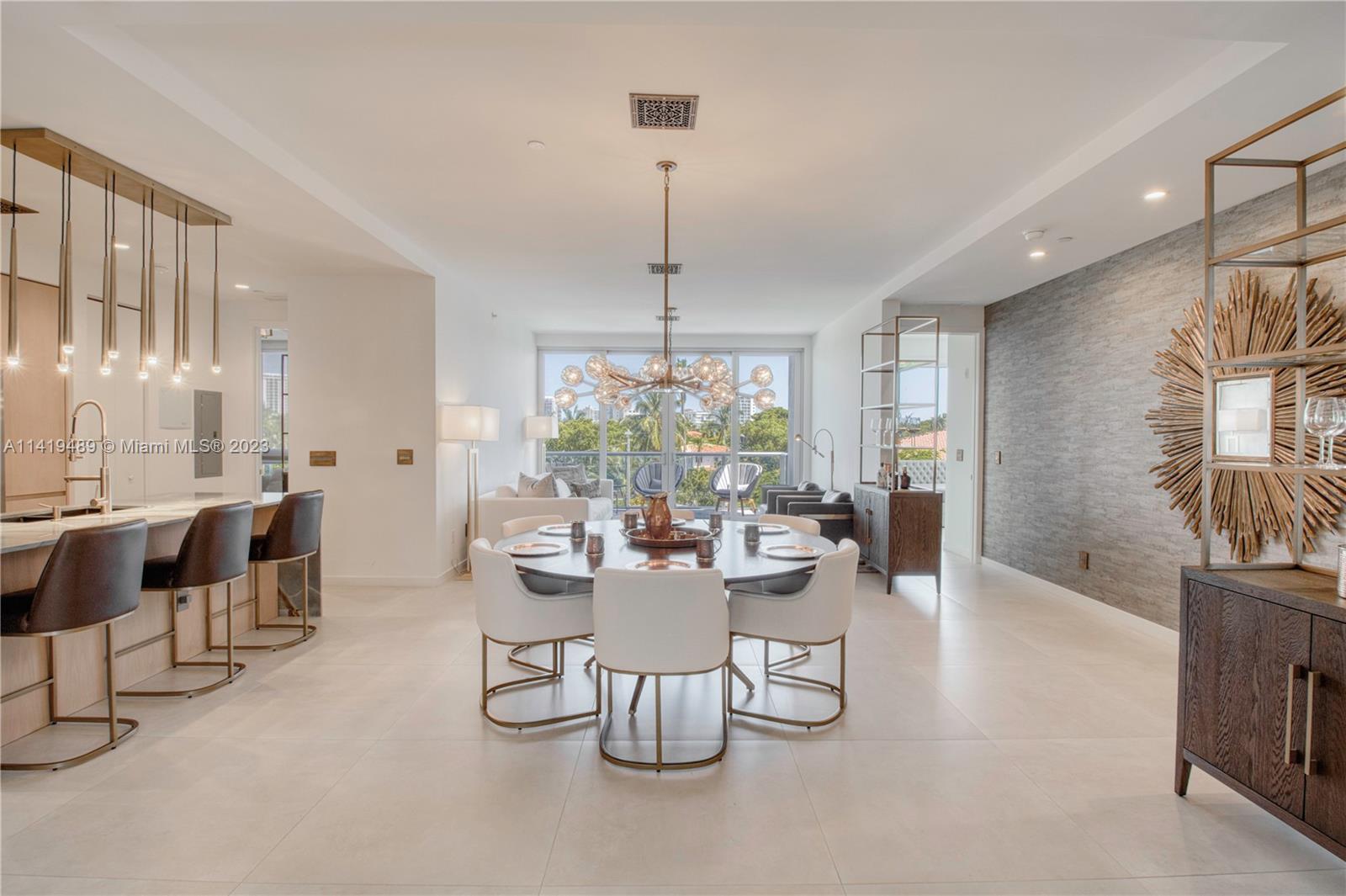 529 SW 11th St Unit: PH302