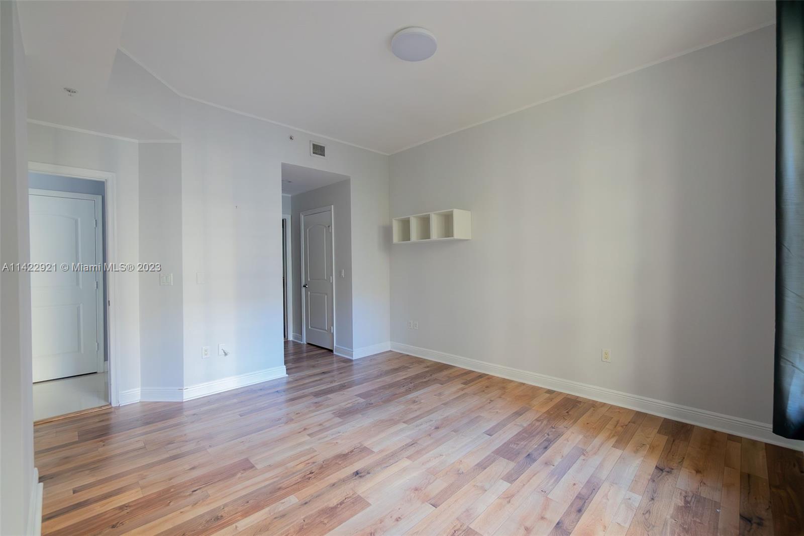 701 S Olive Ave # 709
