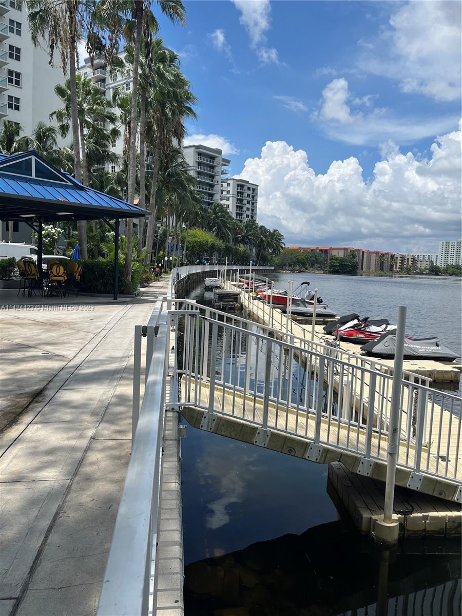5077 NW 7 St Unit: 1214