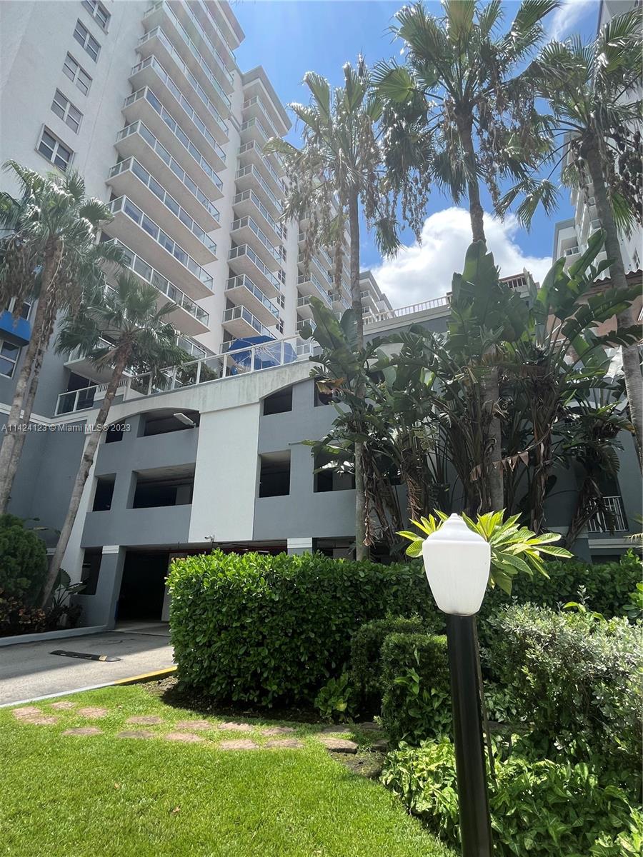 5077 NW 7 St Unit: 1214