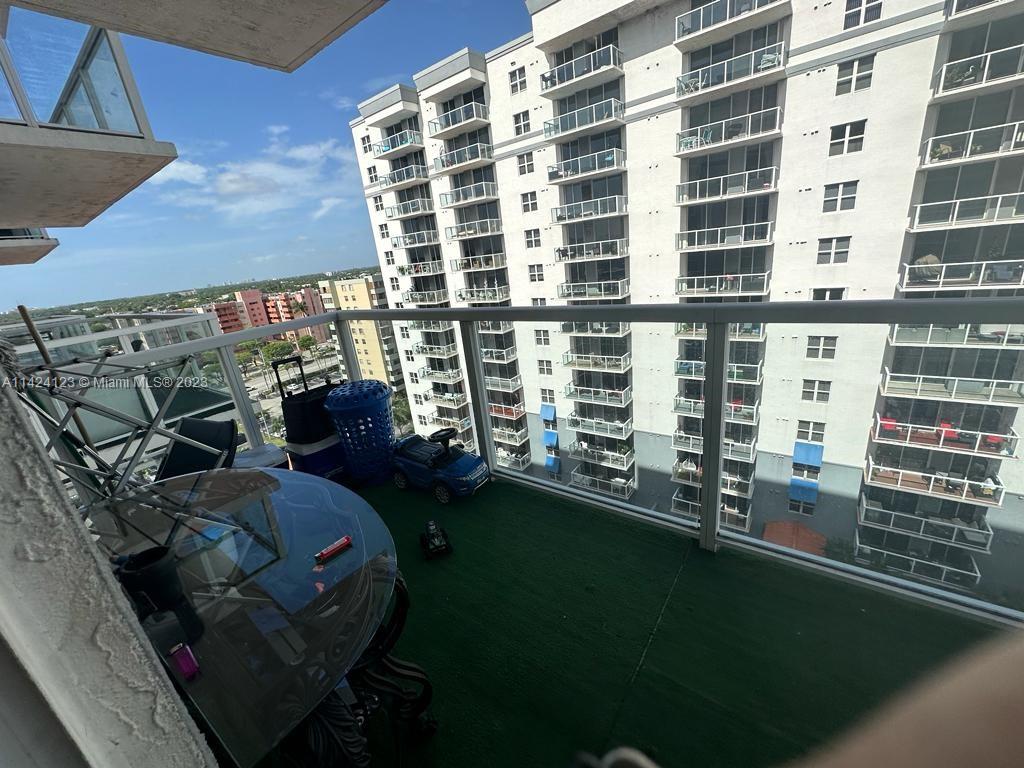 5077 NW 7 St Unit: 1214