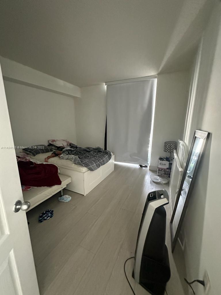 5077 NW 7 St Unit: 1214