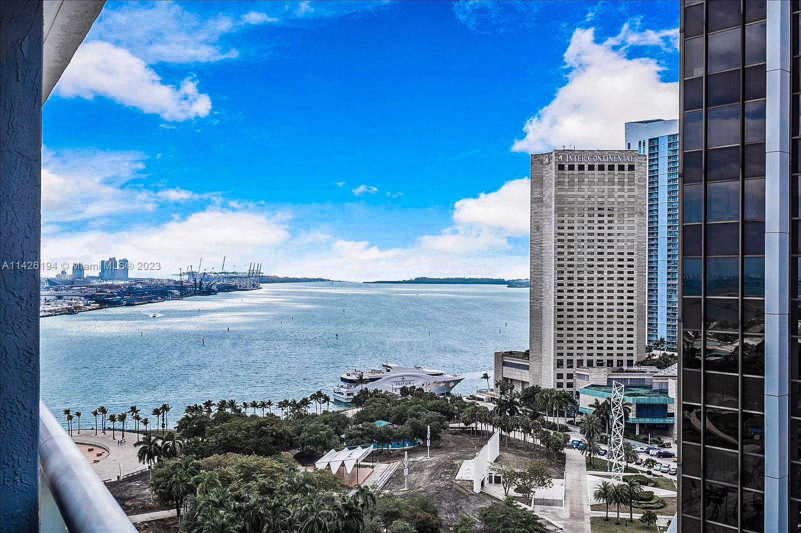 50 Biscayne Blvd # 1911