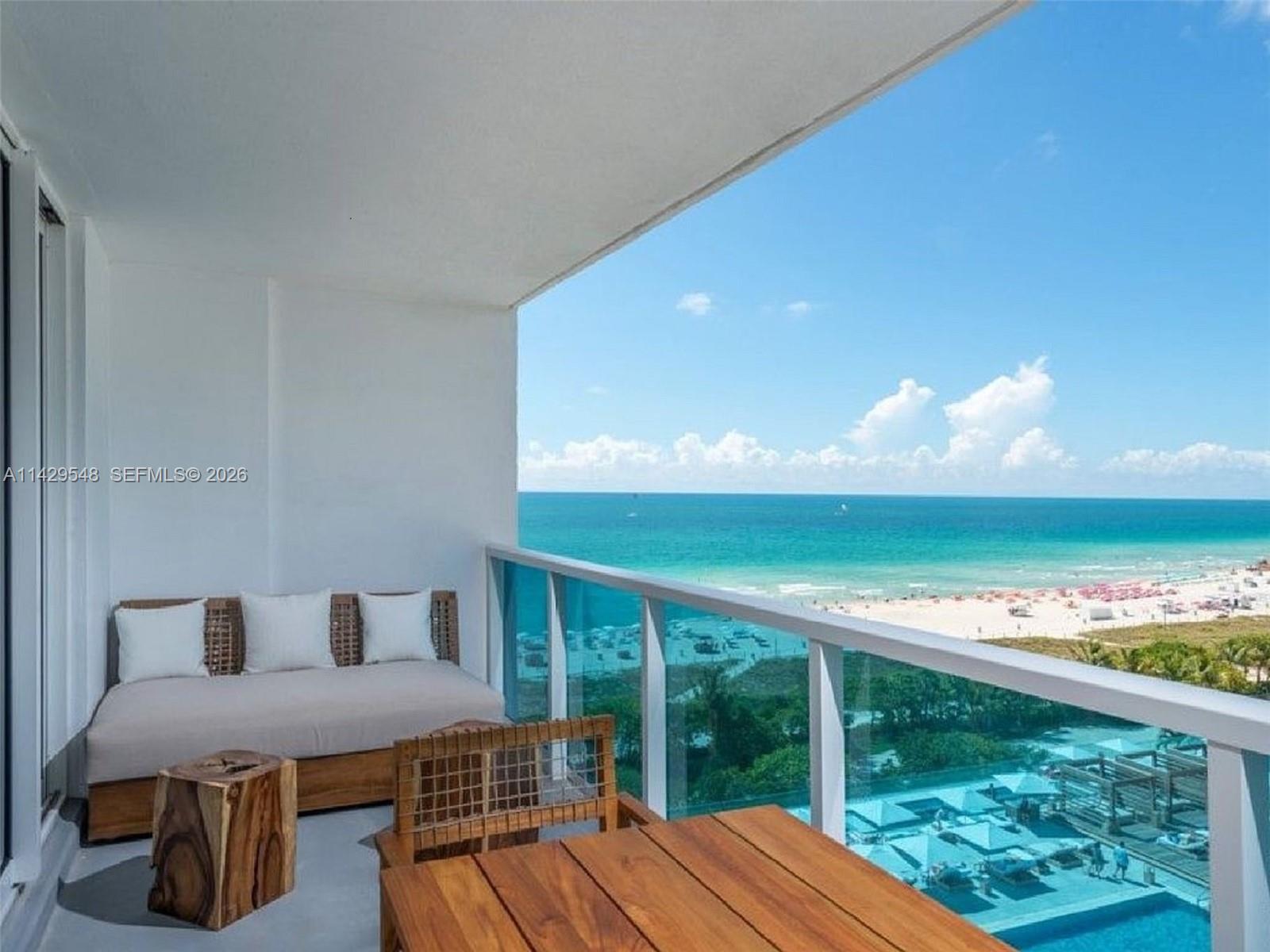 102 24th St Unit: 1006
