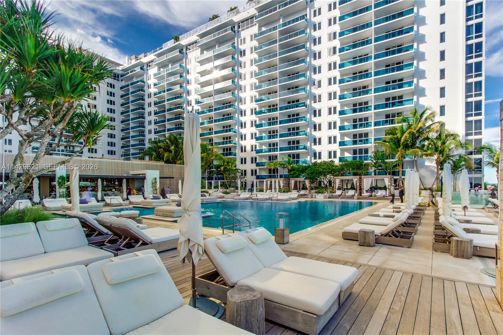 102 24th St Unit: 1108