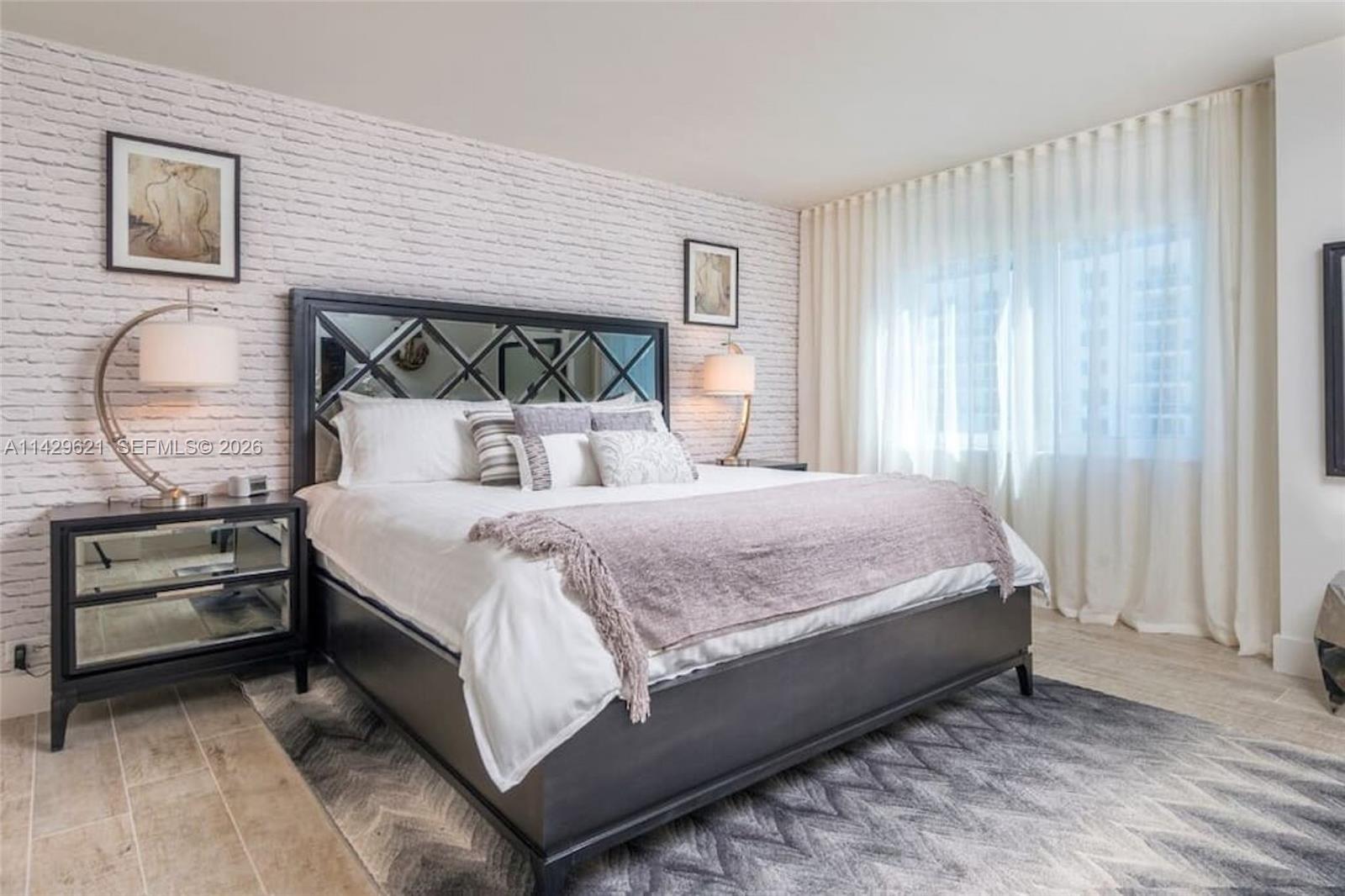 102 24th St Unit: 1108
