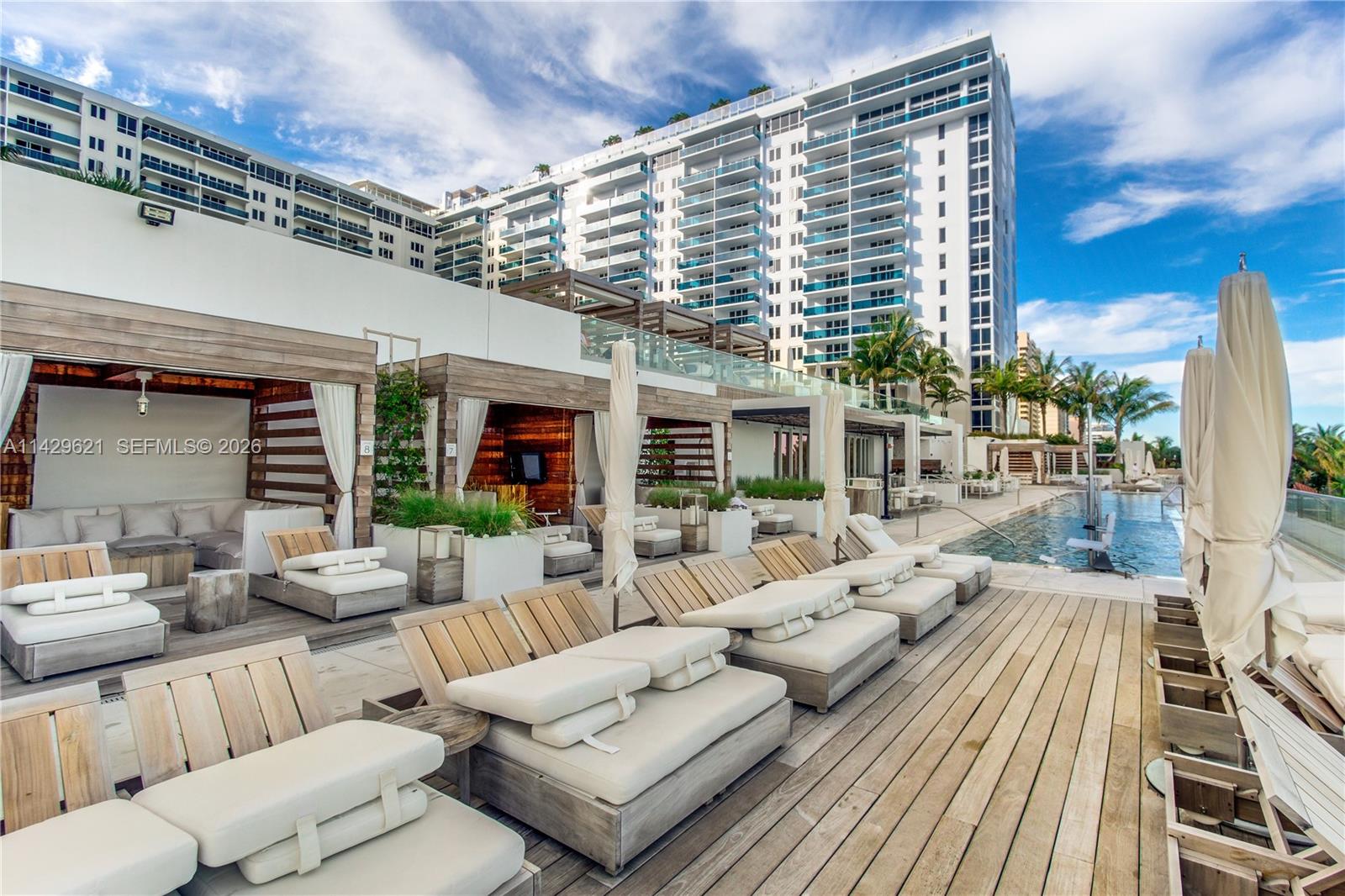 102 24th St Unit: 1108