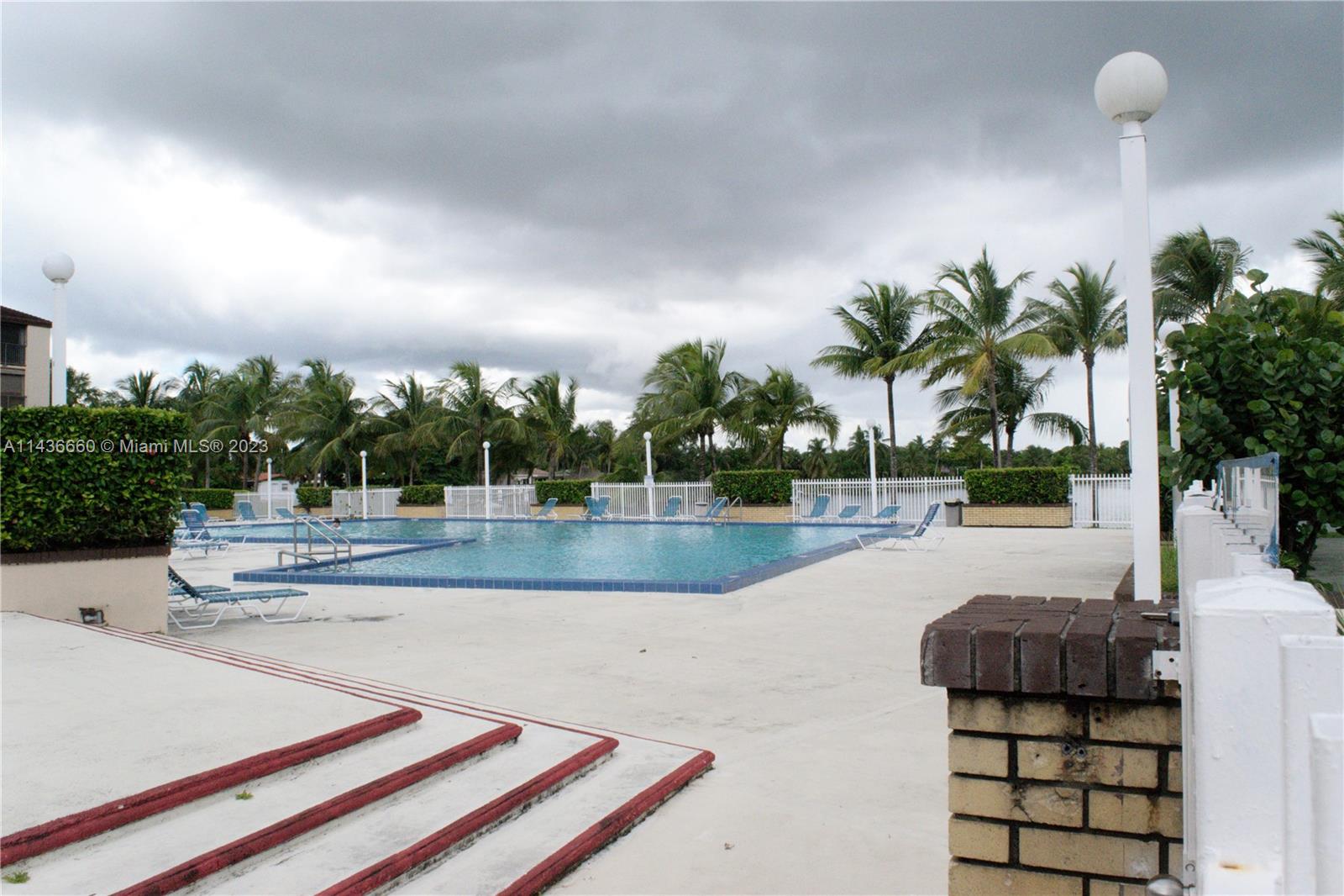 14201 N Kendall Dr Unit: 210D