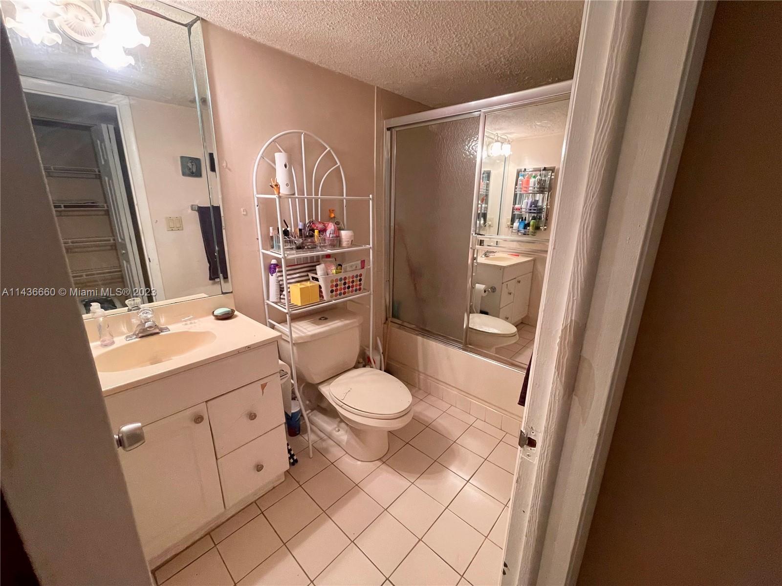 14201 N Kendall Dr Unit: 210D