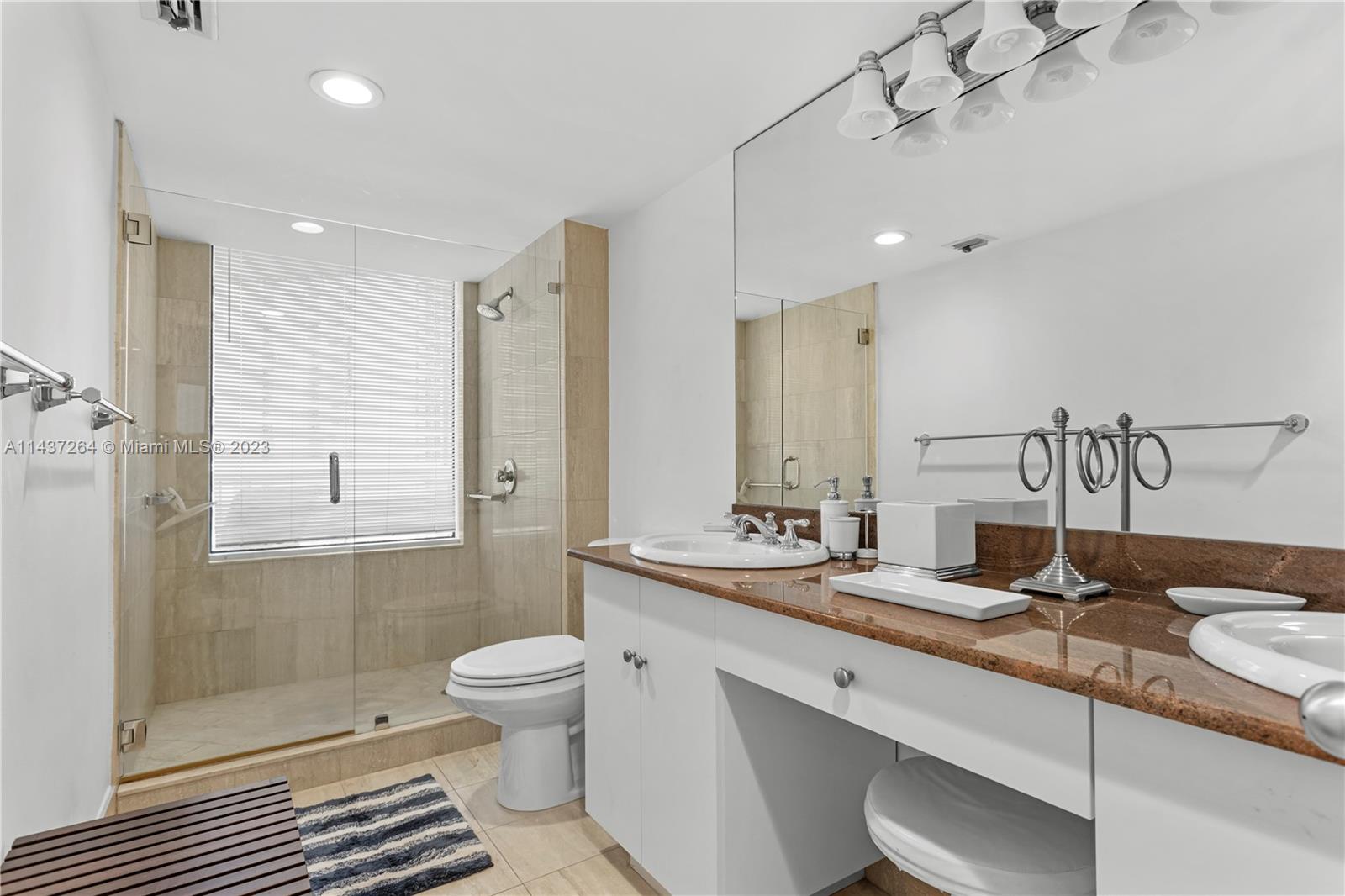 21205 Yacht Club Dr Unit: 1703
