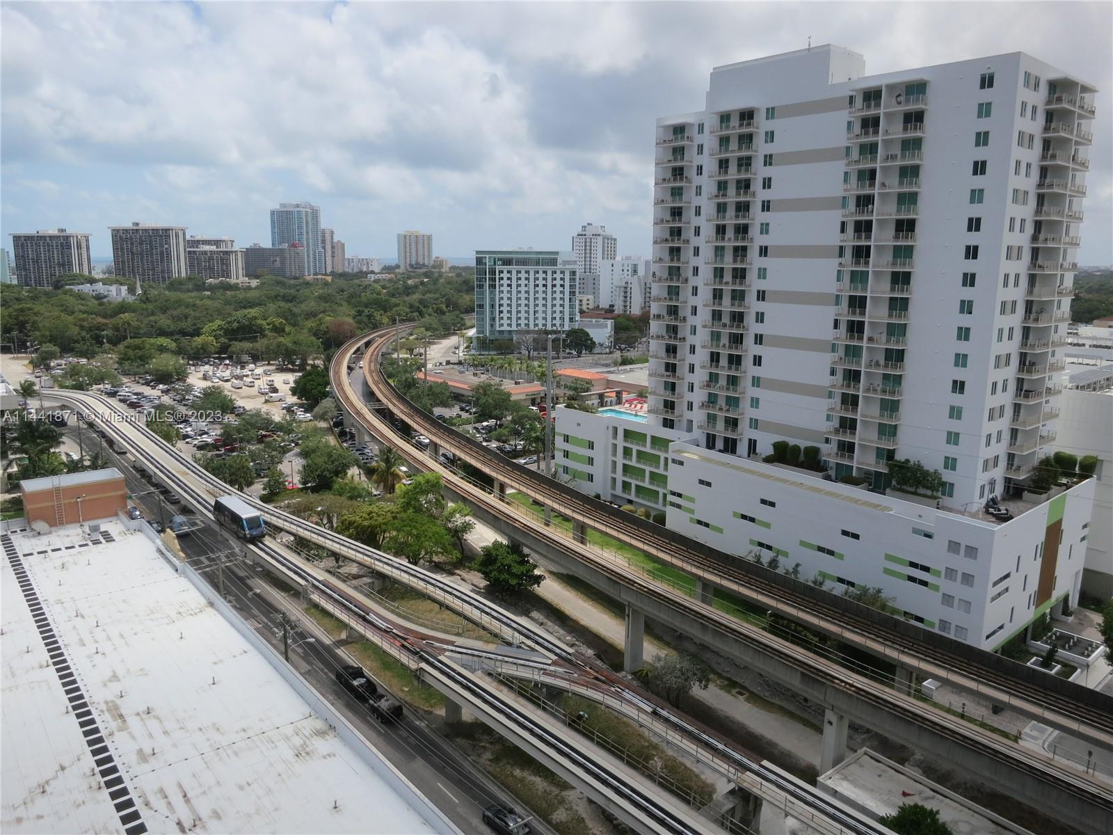 79 SW 12th St Unit: 1701-S