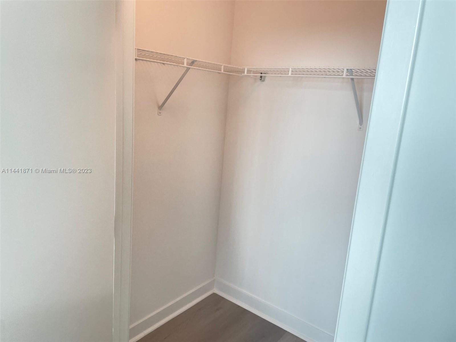 79 SW 12th St Unit: 1701-S