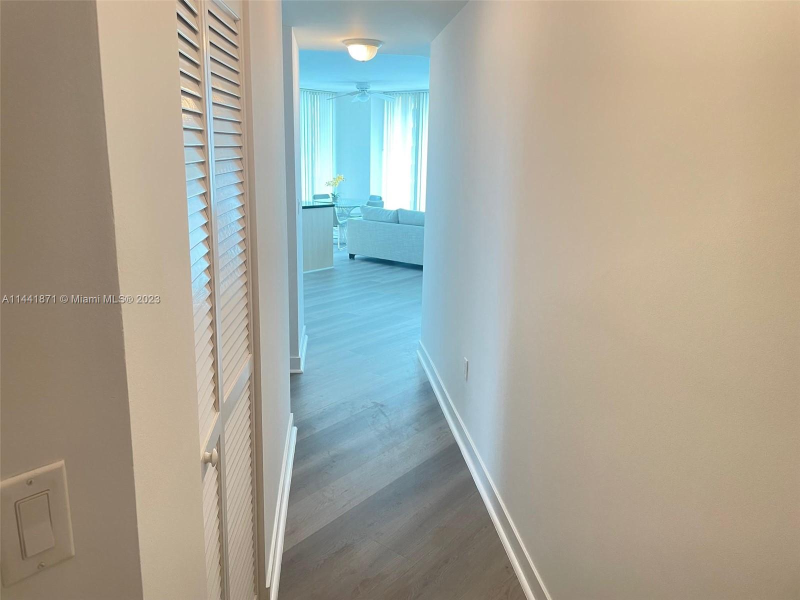 79 SW 12th St Unit: 1701-S